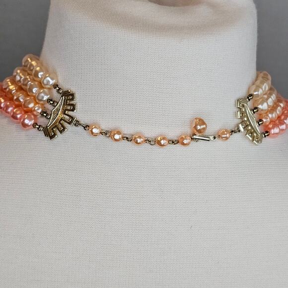 Vintage Costume Jewelry Peach Ombre 4 Layer Faux Pearl Necklace Clip On Earrings - Picture 5 of 12